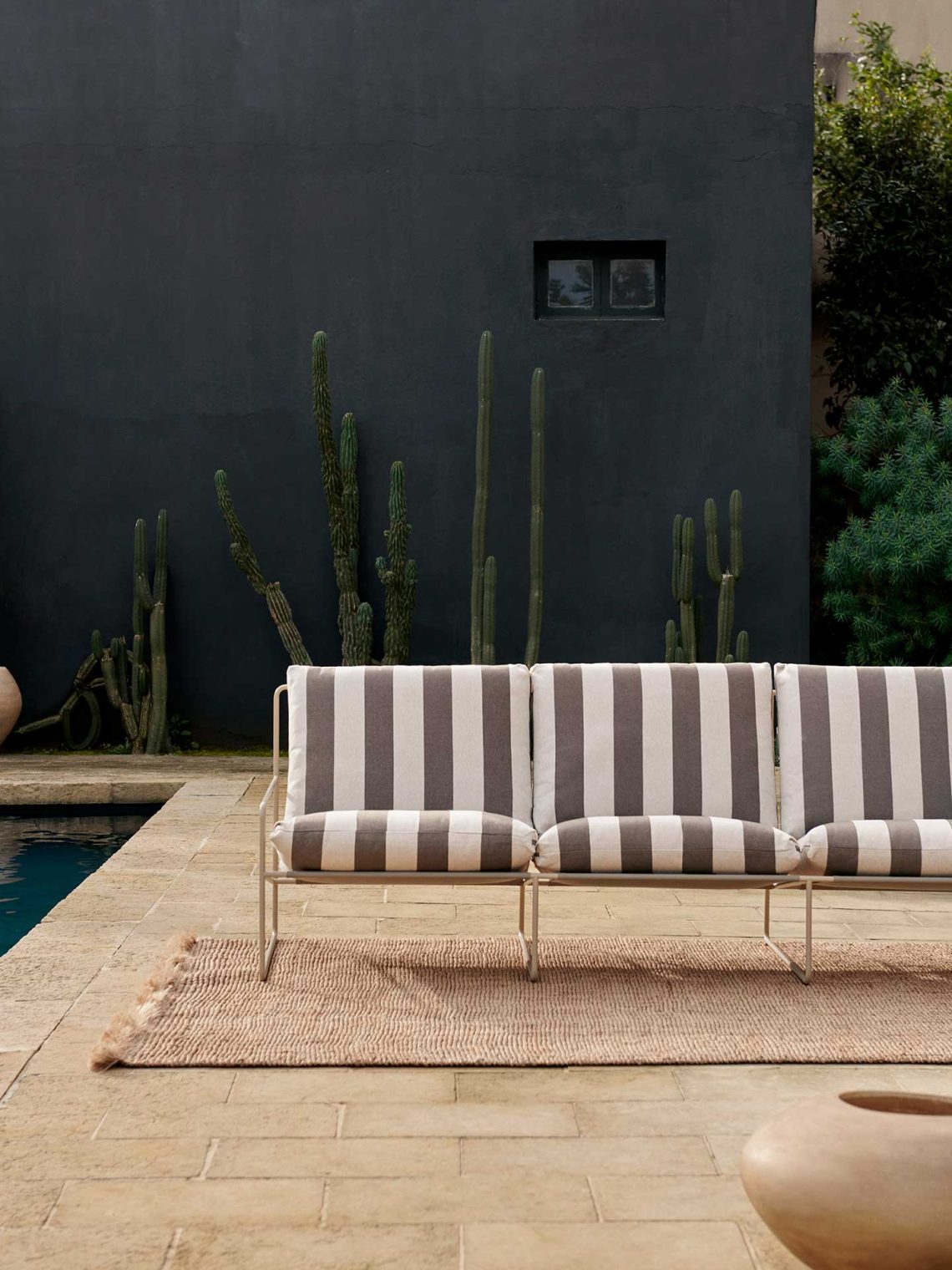Desert 3-seater-Cashmere - Stripe - Chocolate Rey Metall